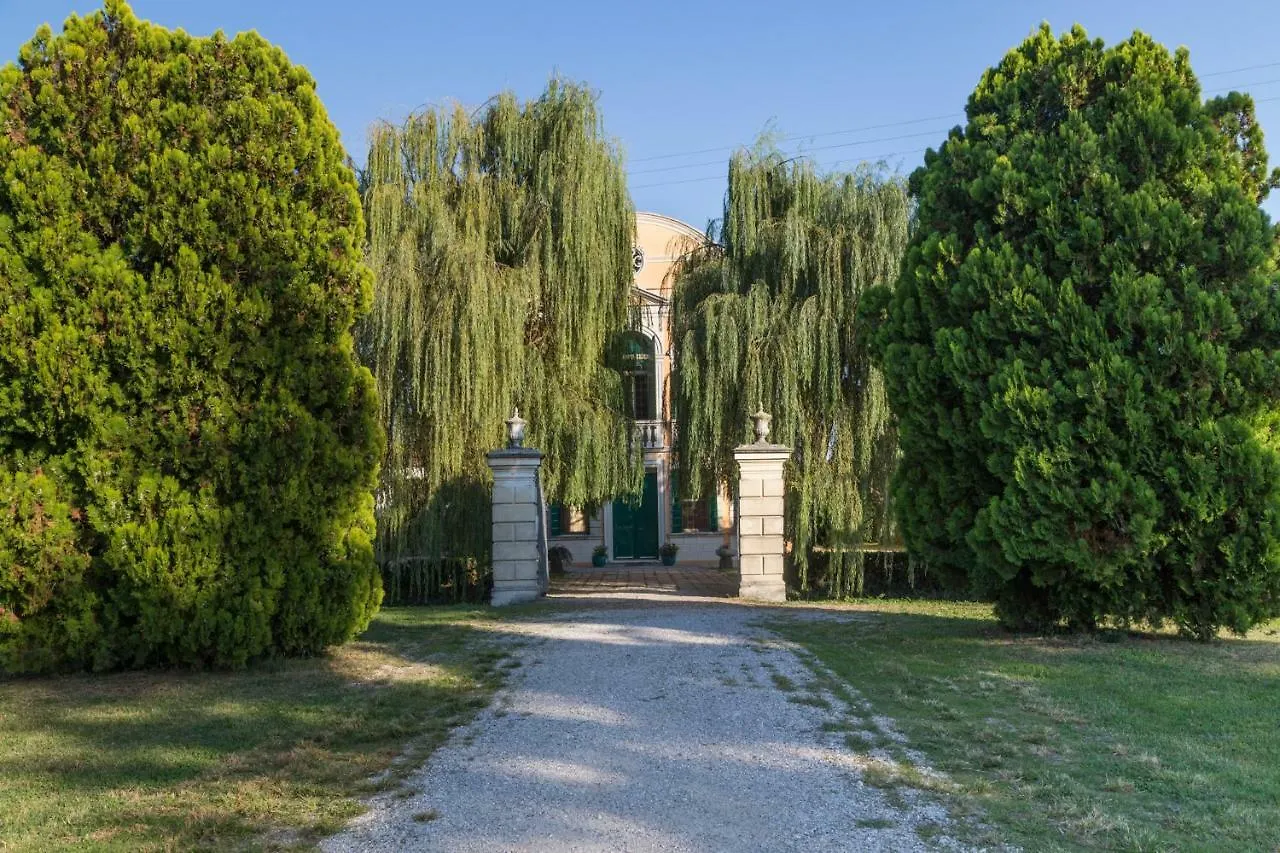 קדונגה Villa Da Ponte B&B לינה וארוחת בוקר